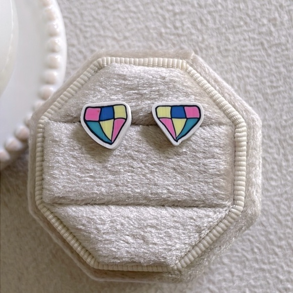 Retro diamond stud earrings